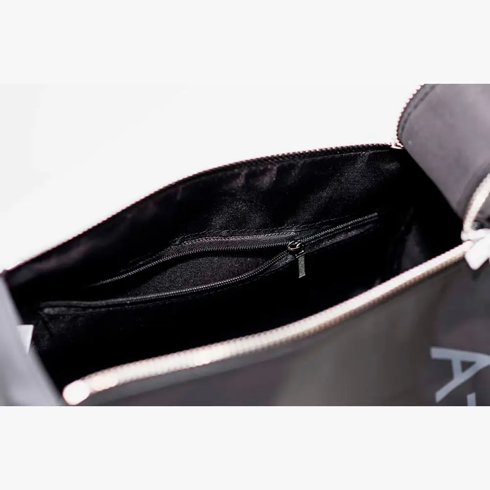 Neceser negro con asa Athletic Club Bilbao - Imagen 4